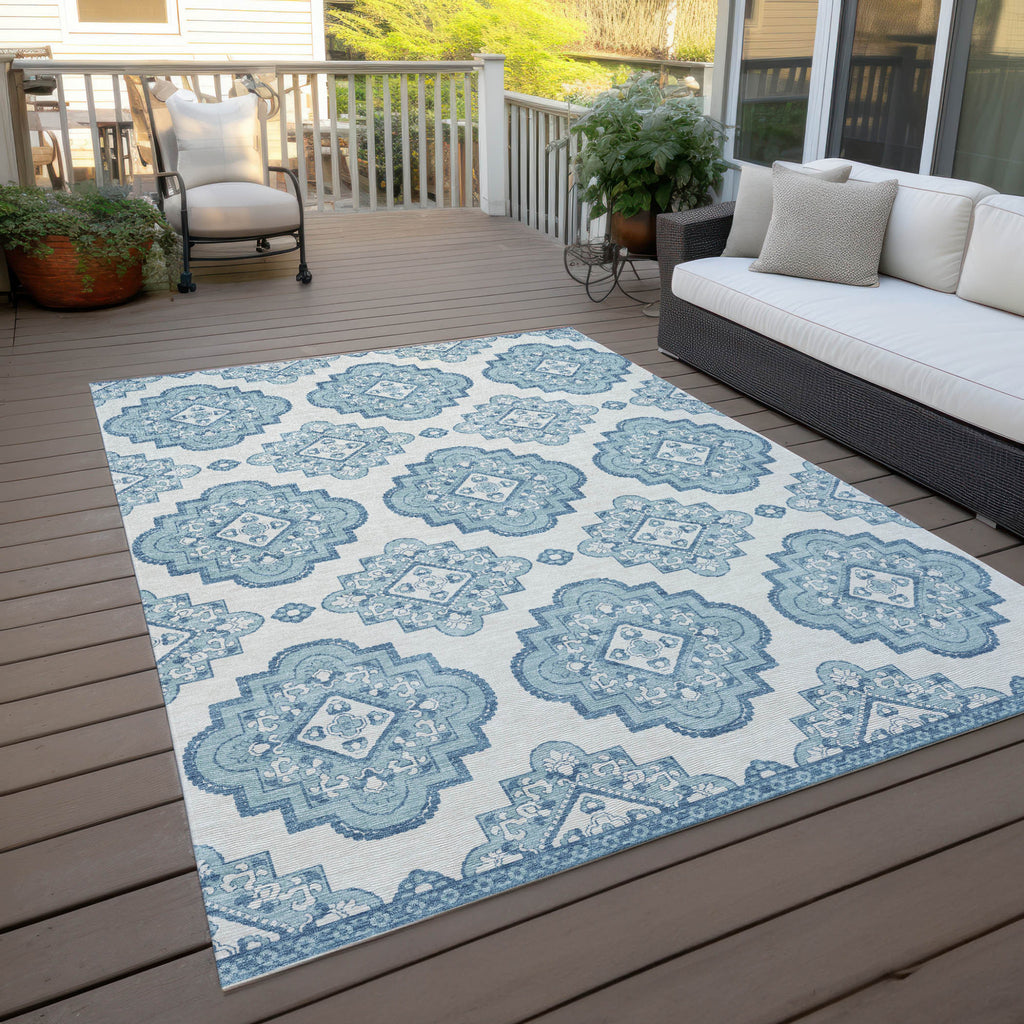 5' X 8' Teal Blue And Ivory Medallion Washable Indoor Outdoor Area Rug